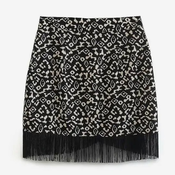 Fringed printed wrap skirt - Picture 3 of 6
